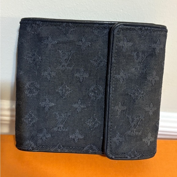 RARE🦄Authentic Navy Denim Louis Vuitton Monogram Wallet - Picture 11 of 11